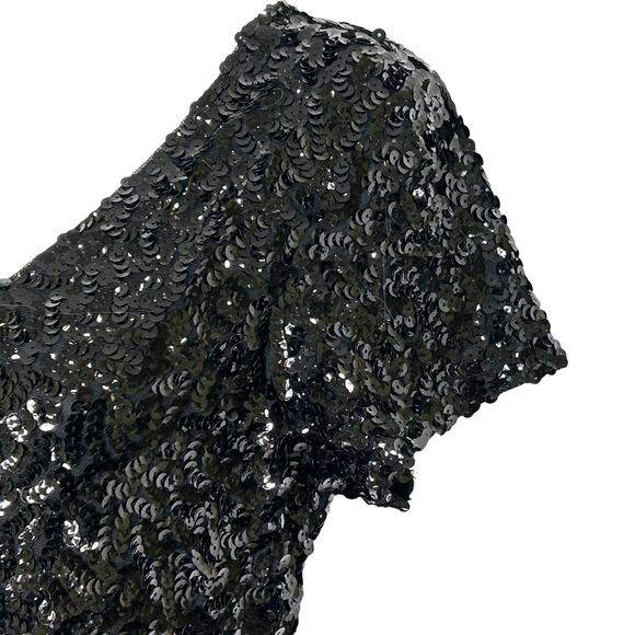 Pretty Guide Black V-Neck Sequin Knee Length Short Sleeve Glam Vixen Dress - Picture 5 of 7